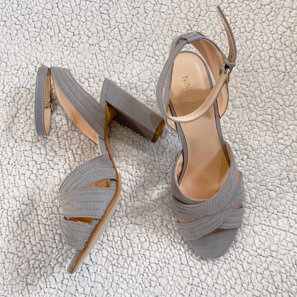 Nine West Grey Niaria Norellao Heels size 8.5